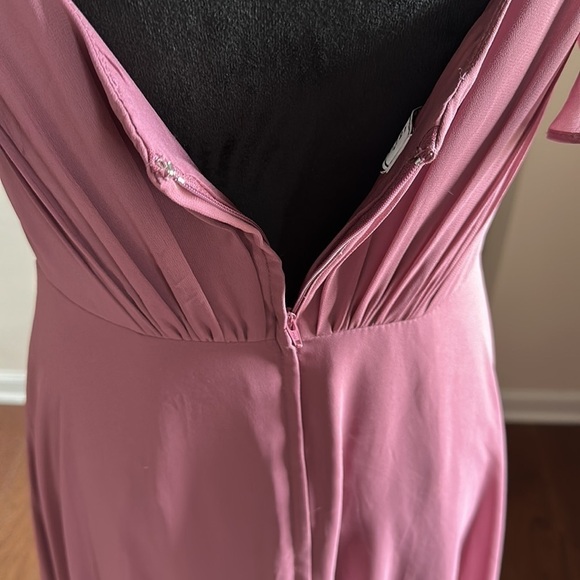 David’s Bridal A-Line Gown Surplice V-Neck Ruffle Sleeve Chiffon Pastel Purple - Picture 11 of 16